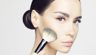 Geperst poeder voor speciale doeleinden. Welke te kiezen voor anti-glans?